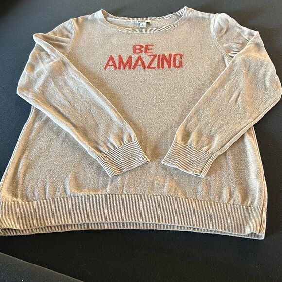 BE AMAZING Lightweight Sweater - Picture 1 of 4